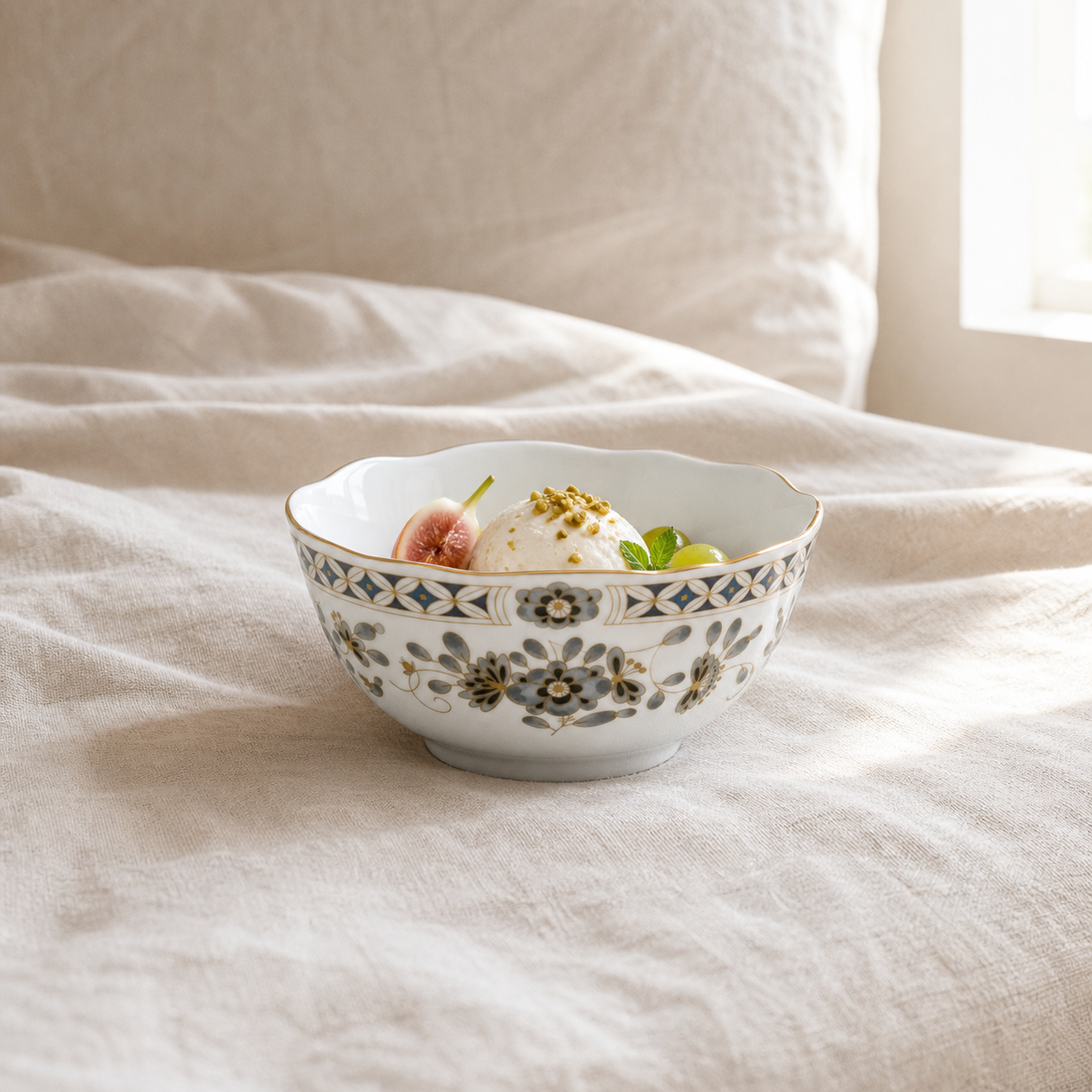 Nocturne Bloom Bowl — 11 cm