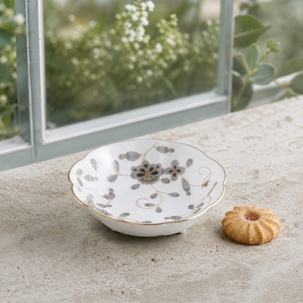 Nocturne Bloom Petite Dish — 9 cm