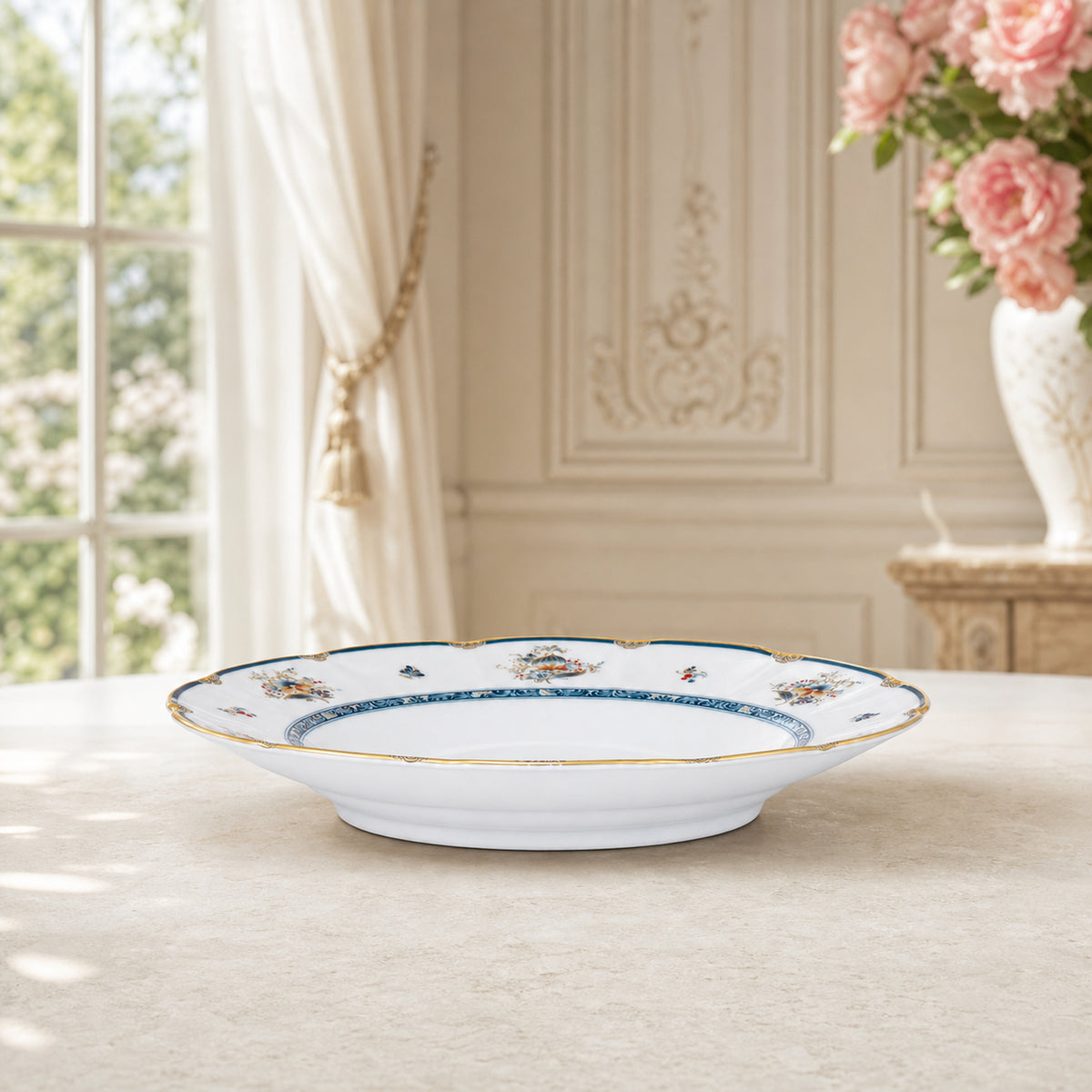 Gilded Garland Deep Plate — 23 cm
