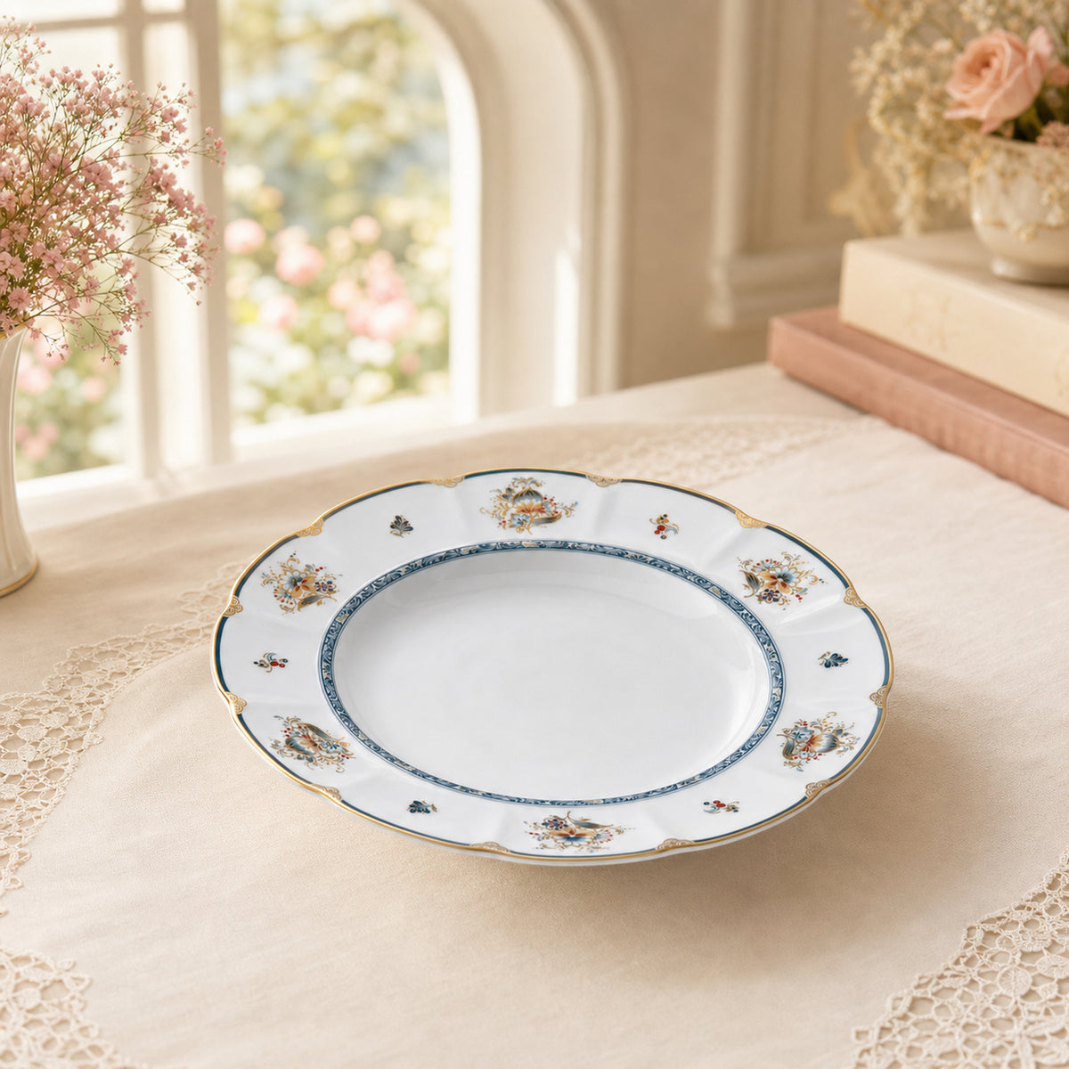 Gilded Garland Deep Plate — 23 cm
