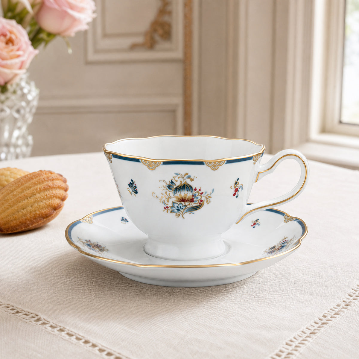 Gilded Garland Cup & Saucer — 210 ml