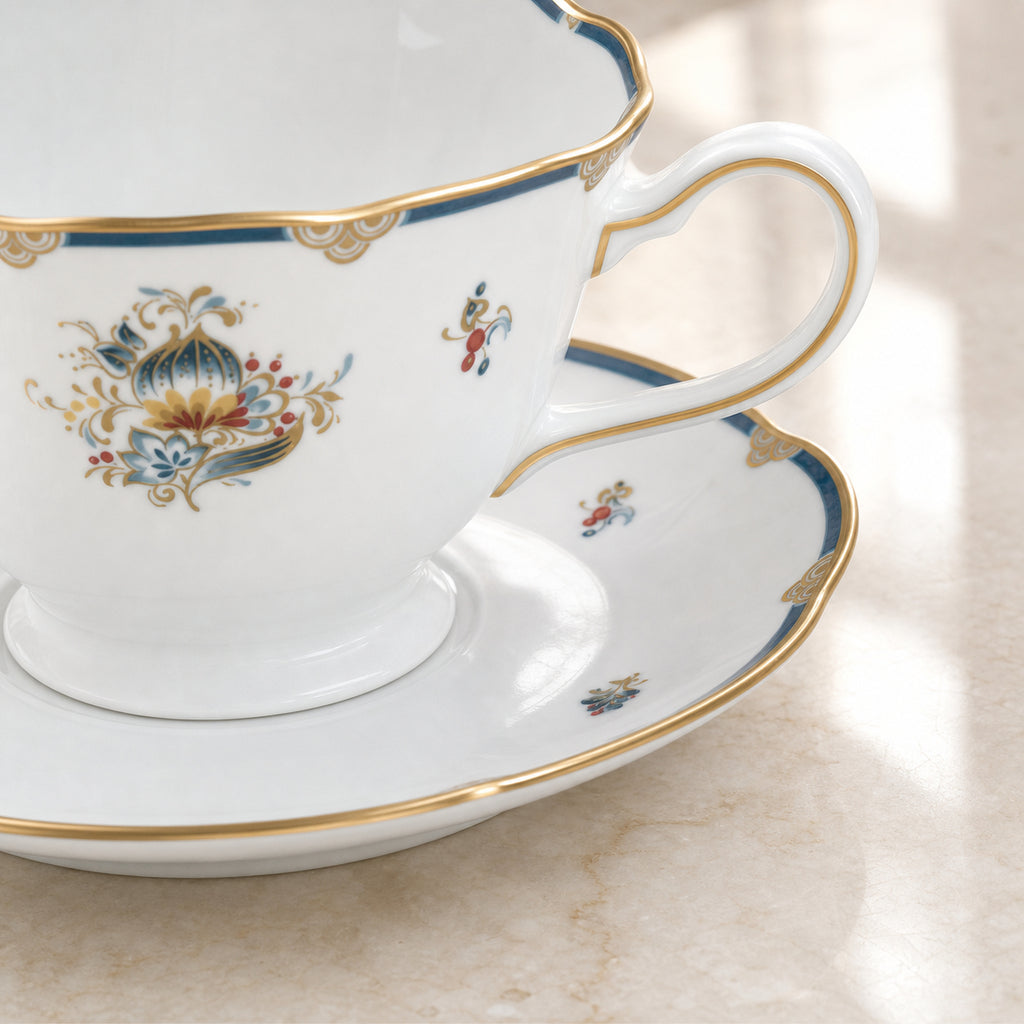 Gilded Garland Cup & Saucer — 210 ml