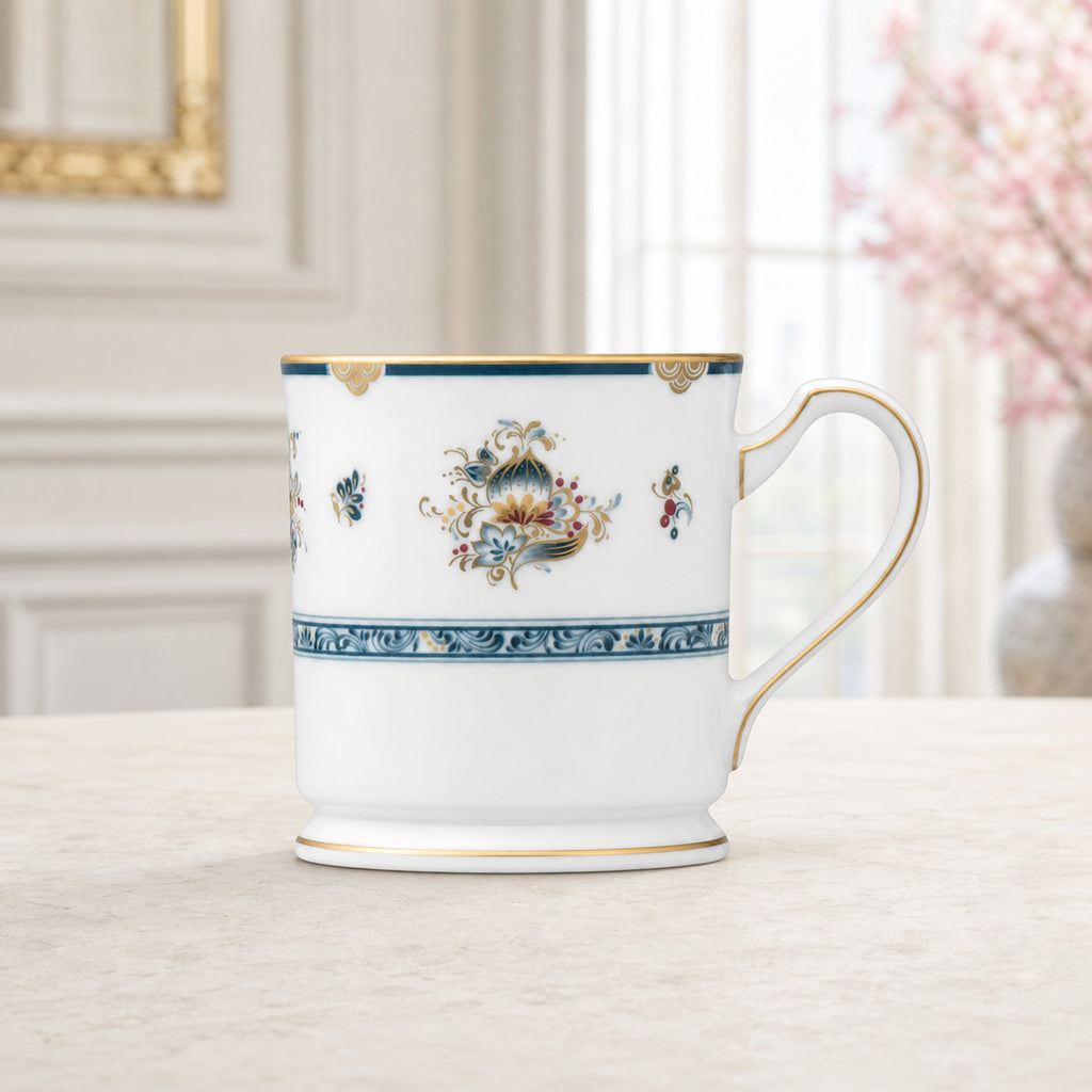 Gilded Garland Mug — 330 ml