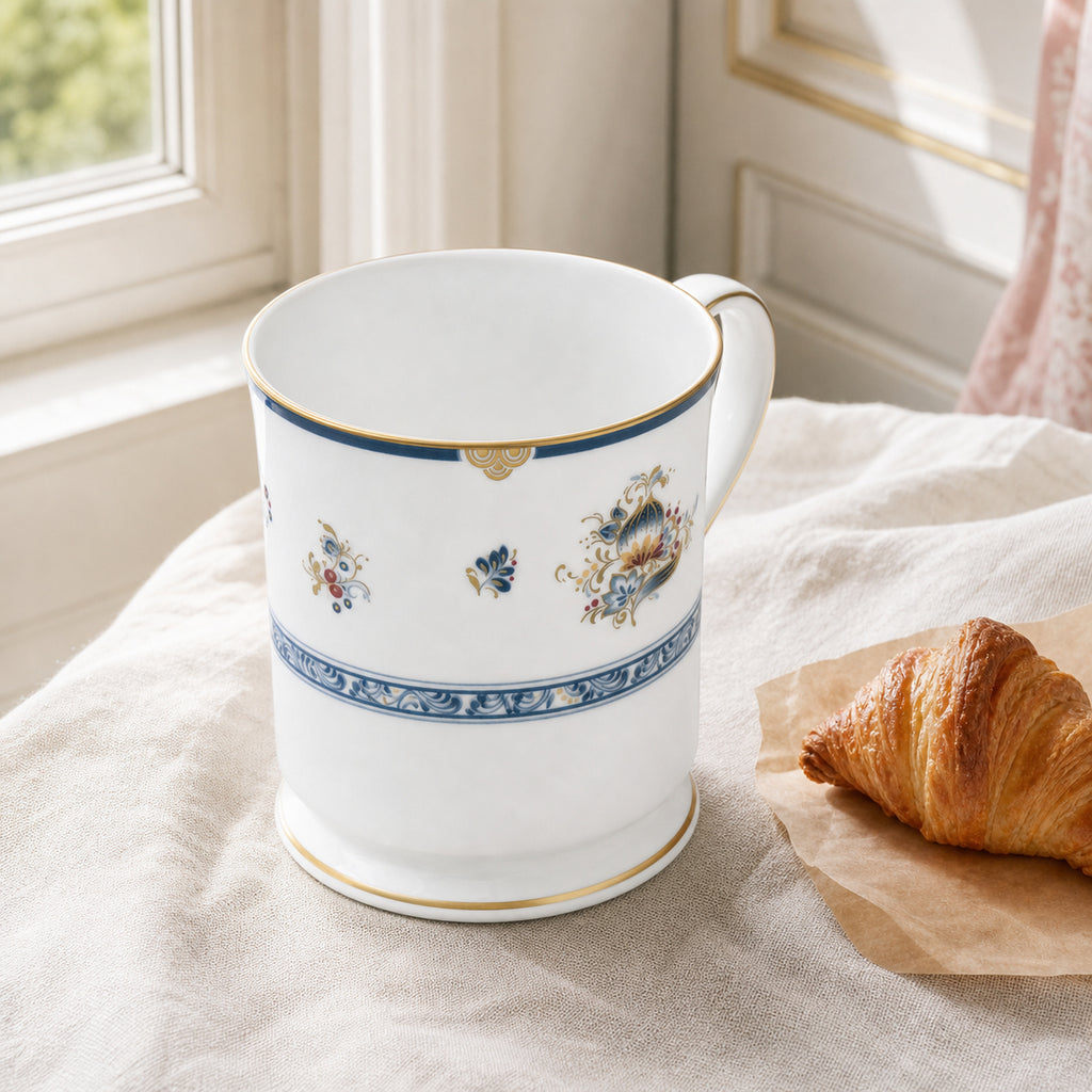 Gilded Garland Mug — 330 ml