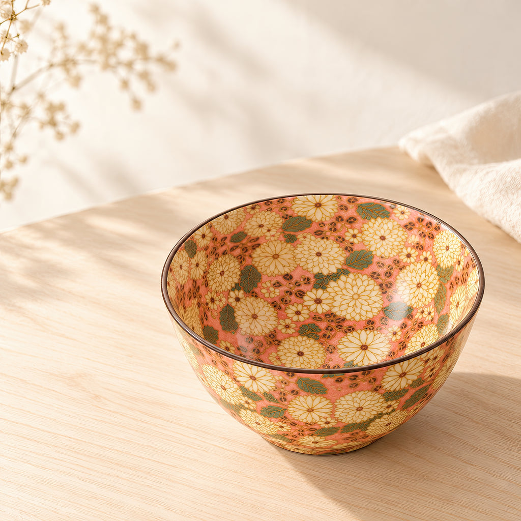Hana Karakusa Bowl A Pink chrysanthemum ceramic bowl
