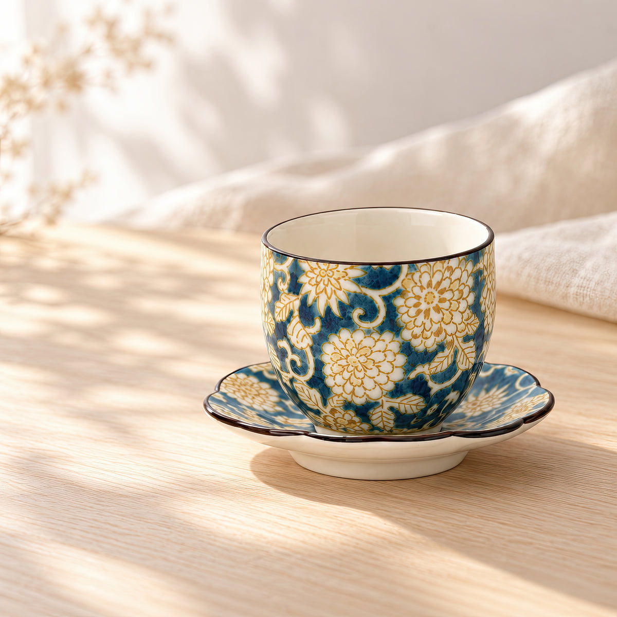 Hana Karakusa Japanese Tea Cup A Blue with matching tea stand