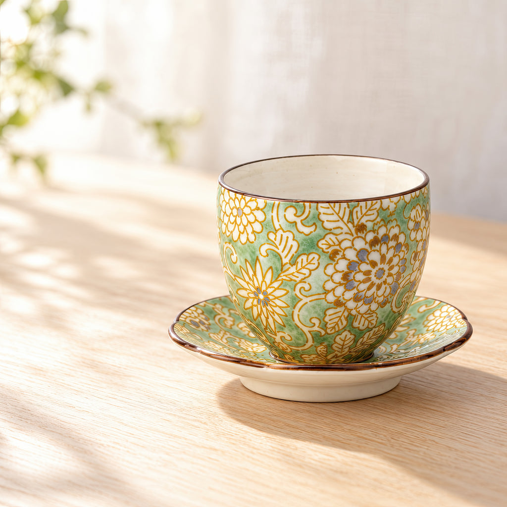 Hana Karakusa Japanese Tea Cup A Green with matching tea stand