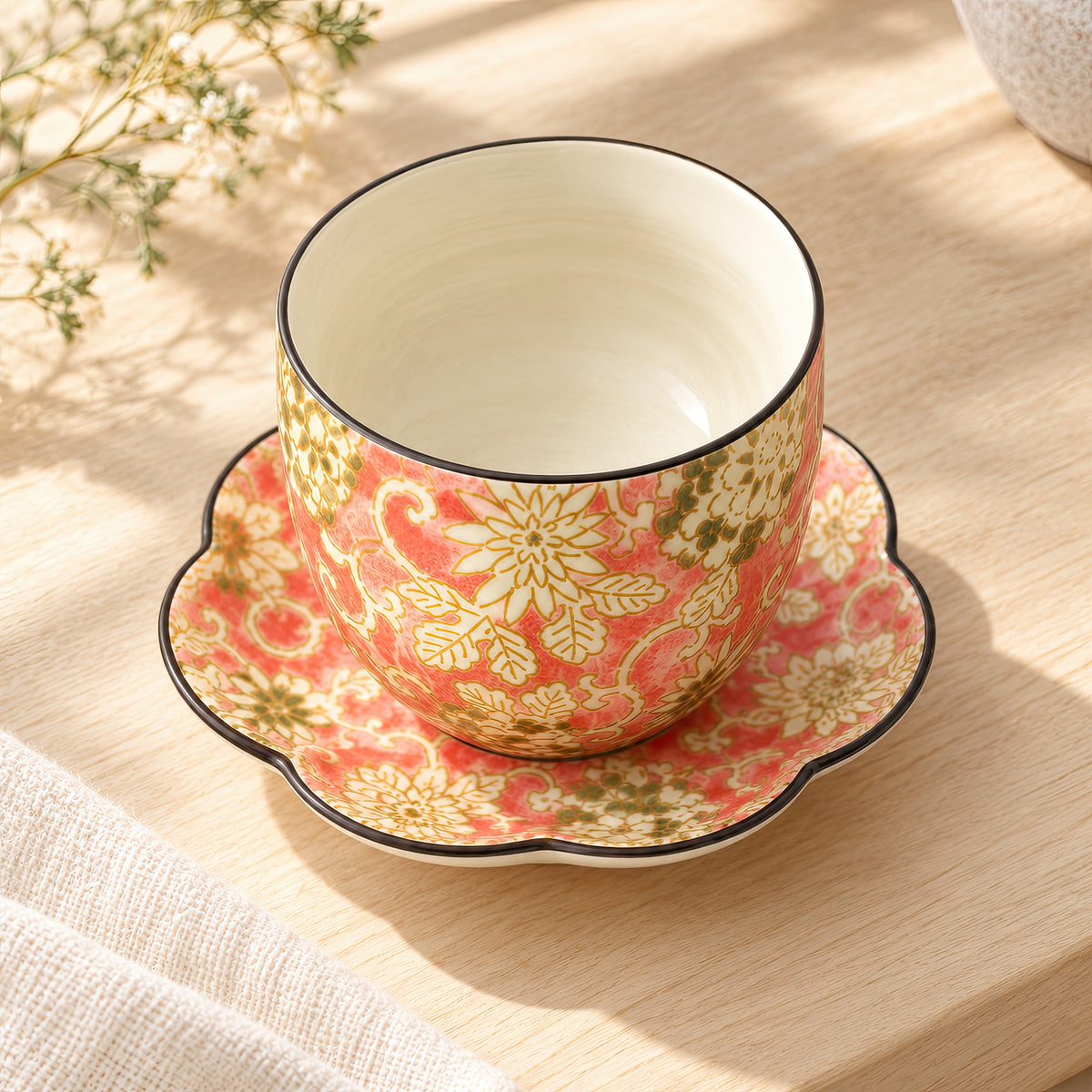 Hana Karakusa Japanese Tea Cup A Pink with matching tea stand