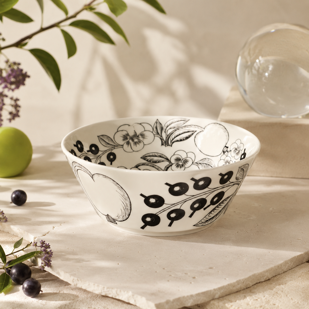 Botanical Reverie Black Bowl 17 cm