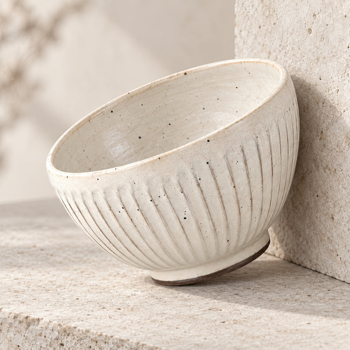 Kasumi Shinogi Donburi Bowl — Mino Ware — view 5