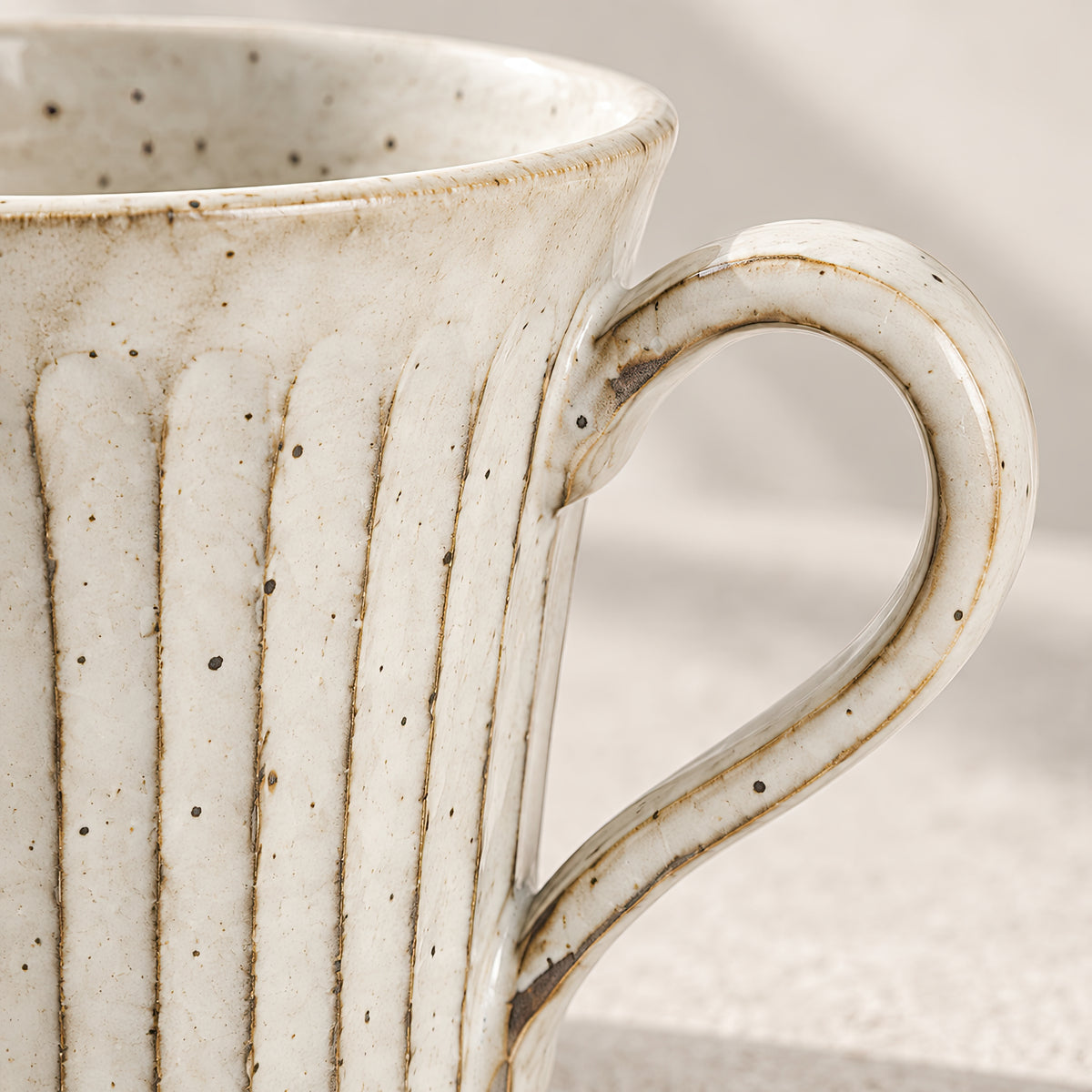 Kasumi Shinogi Mug — Mino Ware — view 5
