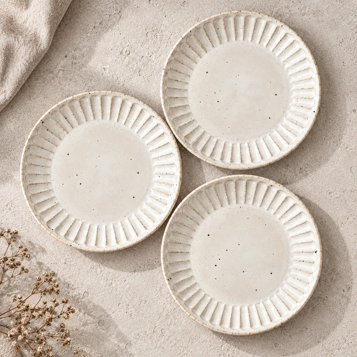 Kasumi Shinogi Plate — Mino Ware — view 7