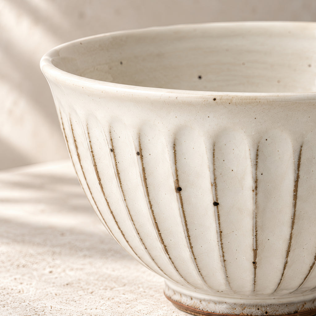 Kasumi Shinogi Rice Bowl — Mino Ware — view 3