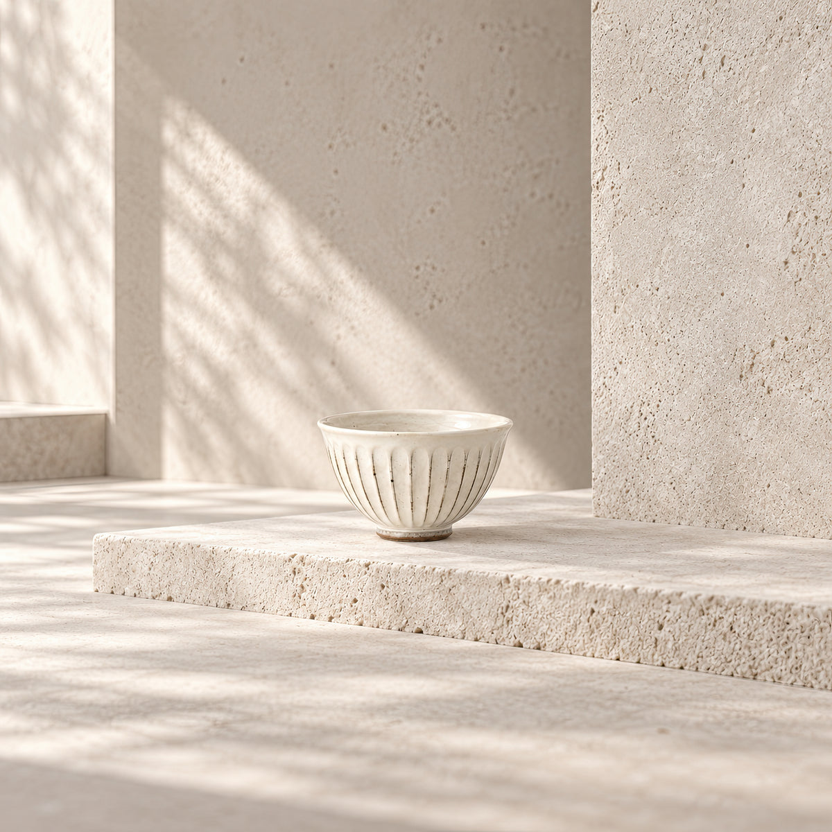 Kasumi Shinogi Rice Bowl — Mino Ware — view 4