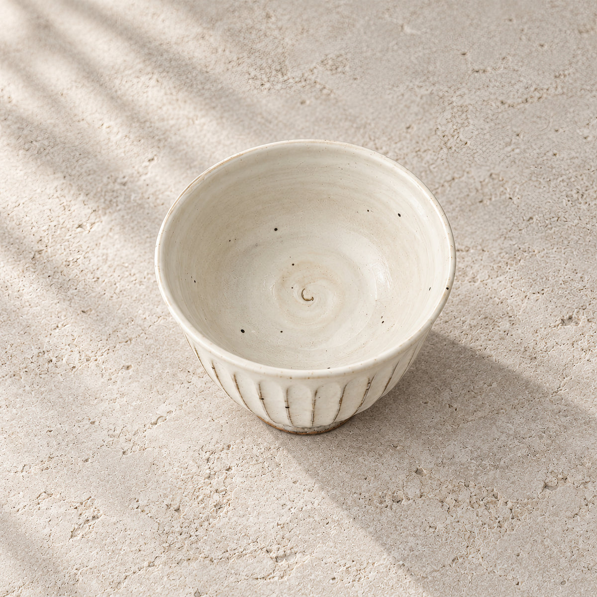 Kasumi Shinogi Rice Bowl — Mino Ware — view 7