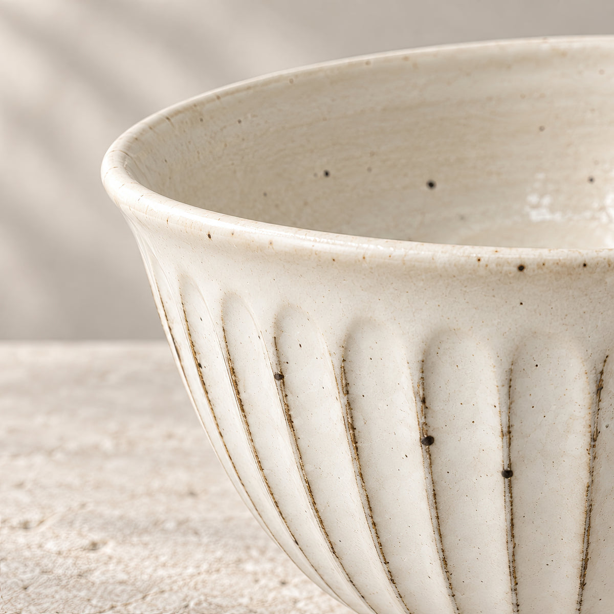 Kasumi Shinogi Rice Bowl — Mino Ware — view 10
