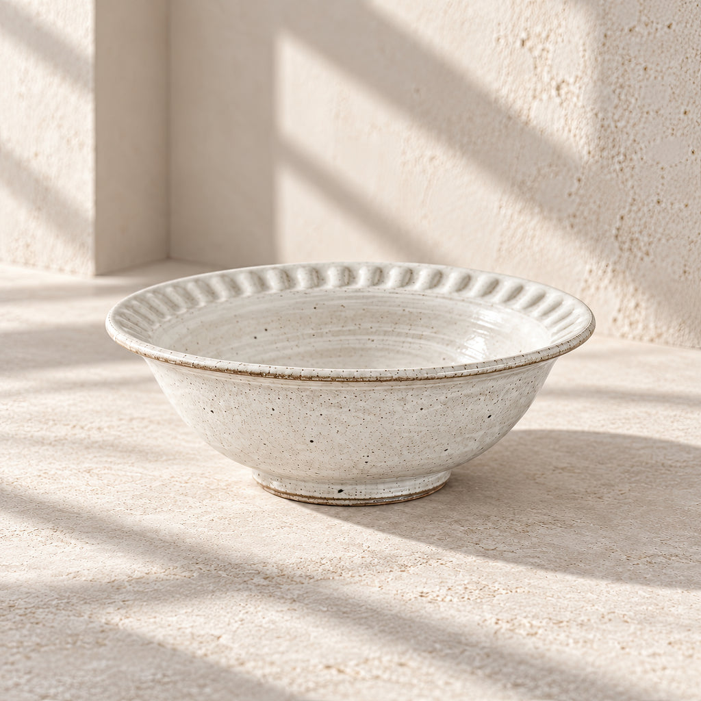 Kasumi Shinogi Rim Bowl — Mino Ware