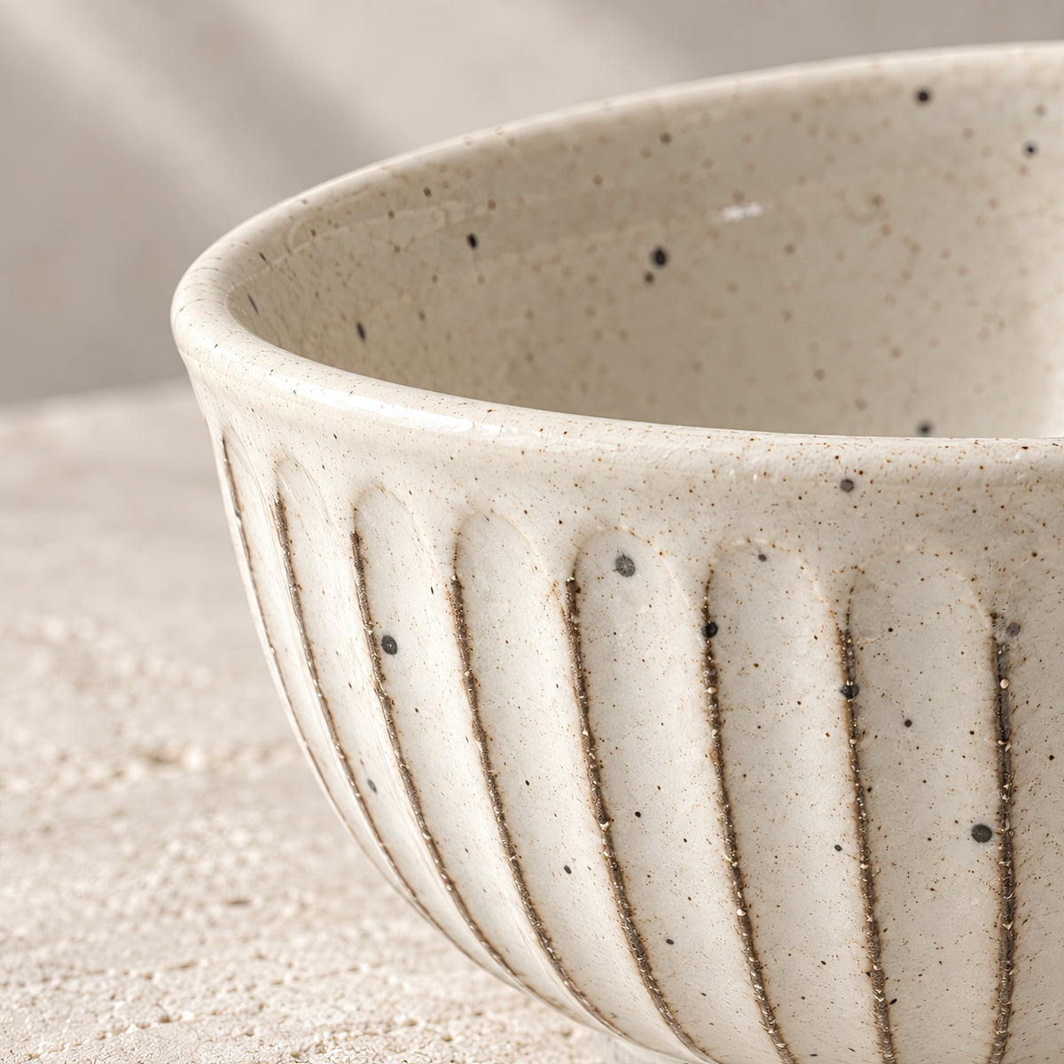 Kasumi Shinogi Sencha Bowl — Mino Ware — view 5