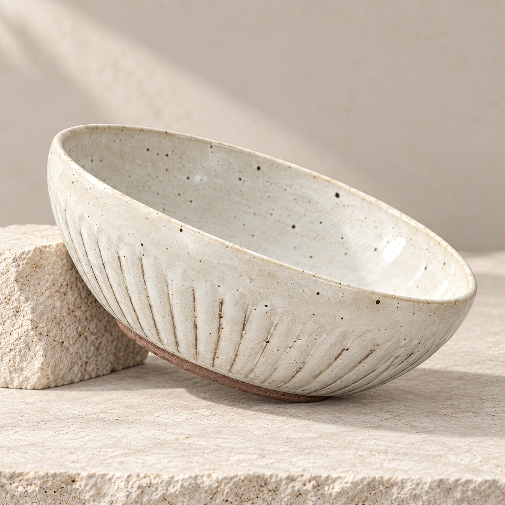 Kasumi Shinogi Serving Bowl — Mino Ware — view 4