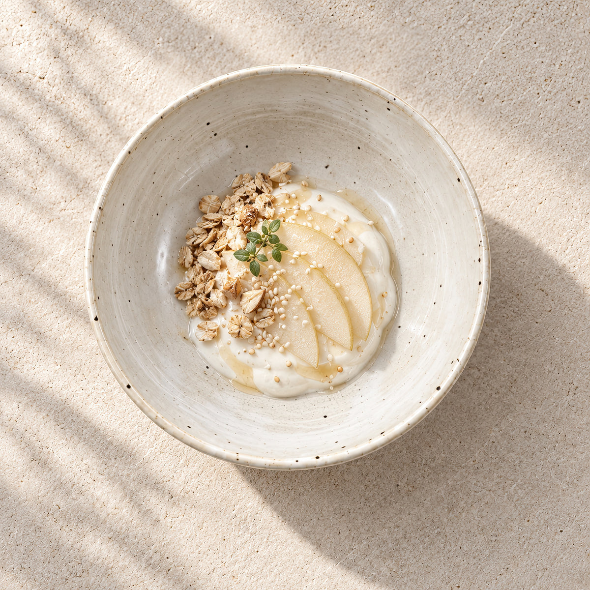Kasumi Shinogi Serving Bowl — Mino Ware — view 9