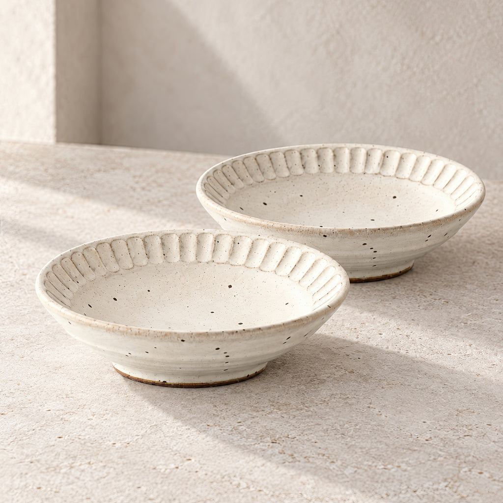 Kasumi Shinogi Shallow Bowl — Mino Ware — view 3