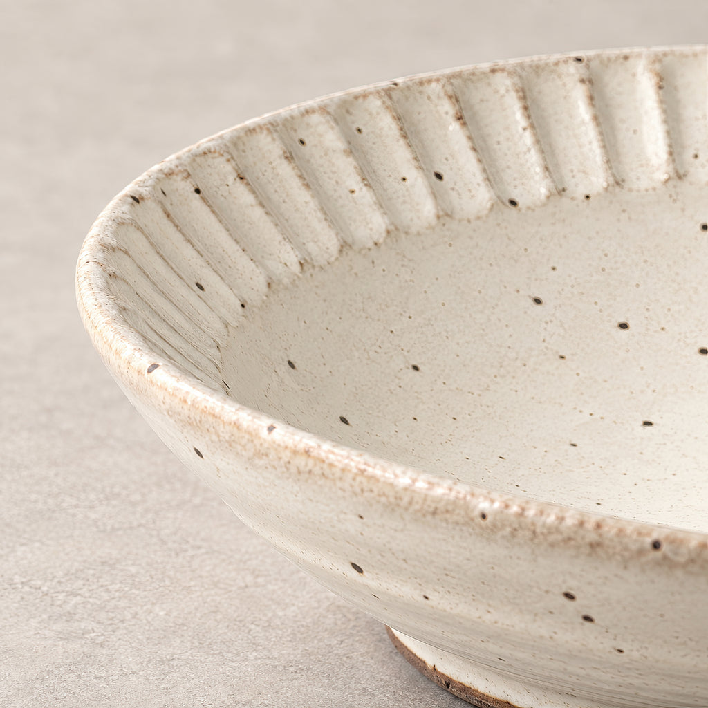 Kasumi Shinogi Shallow Bowl — Mino Ware — view 5