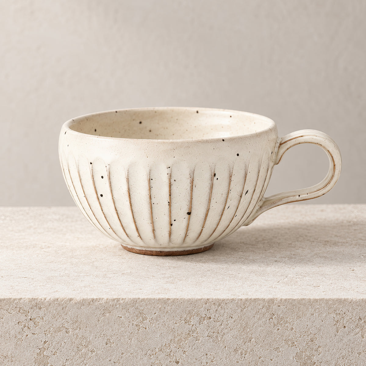 Kasumi Shinogi Soup Cup — Mino Ware