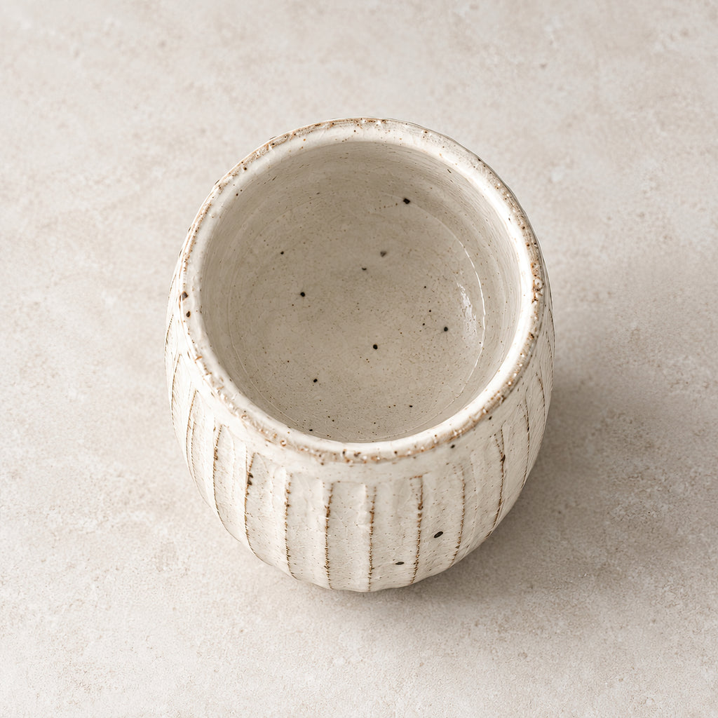 Kasumi Shinogi Yunomi Tea Cup — Mino Ware — view 2