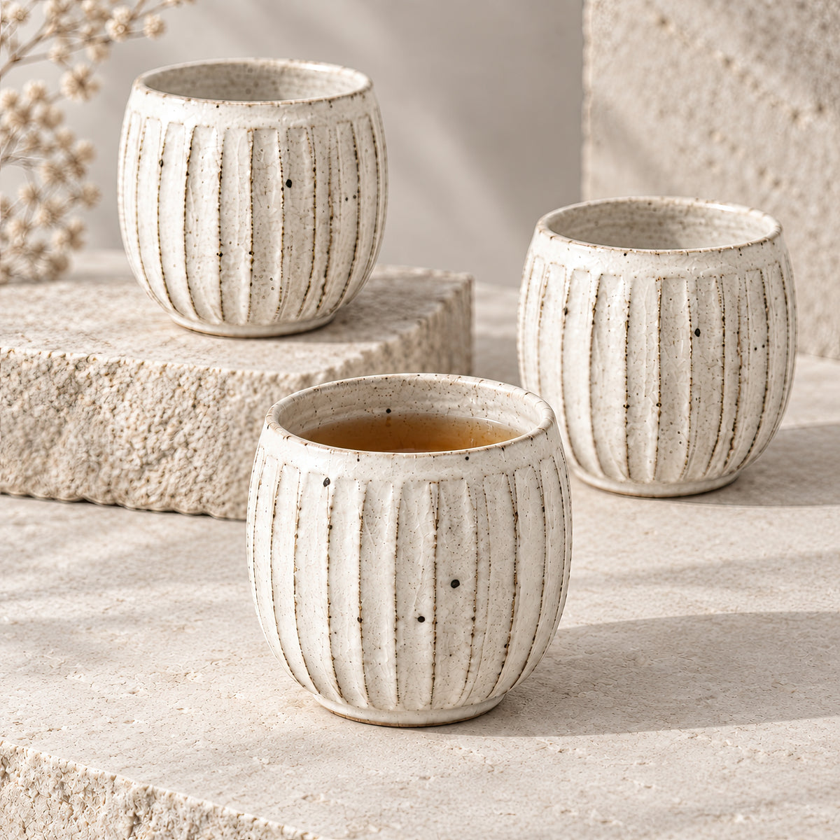 Kasumi Shinogi Yunomi Tea Cup — Mino Ware — view 10